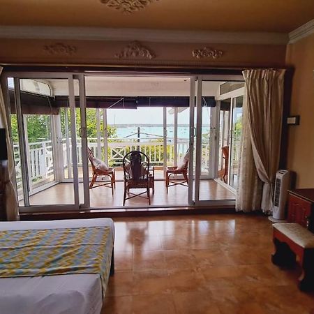 Beachfront Penthouse With Panoramic Ocean View กรองด์เบย์ ภายนอก รูปภาพ
